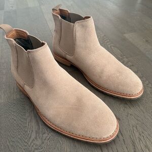Call it Spring Mens Chelsea Shoes/Boots Size 8 Faux Suede Brown/Beige/Chestnut